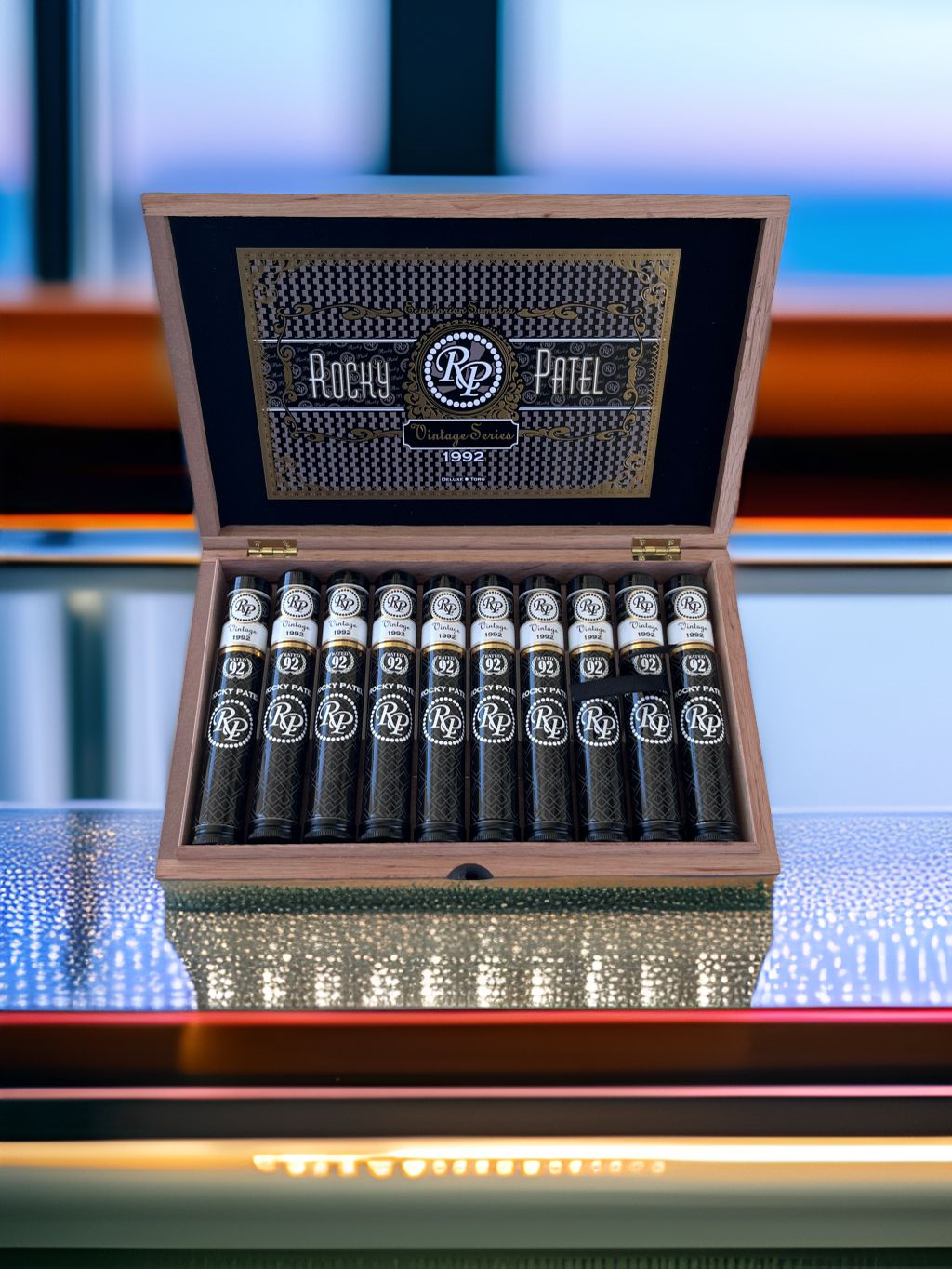 Rocky Patel Vintage Series 1992 10-year Deluxe Toro Tubos